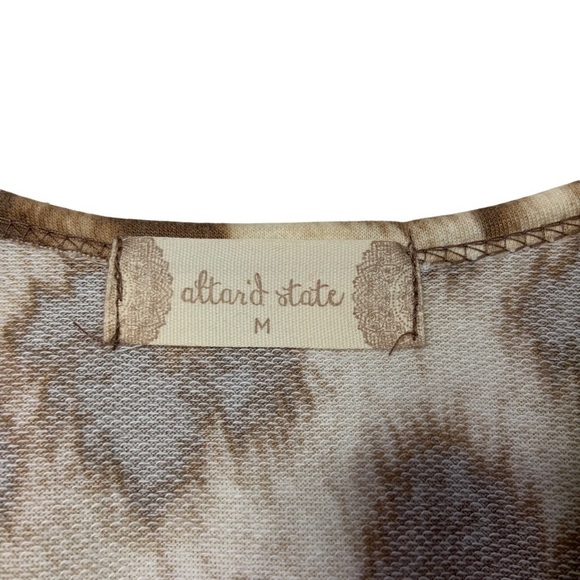 Altar’d State Leopard Long Sleeve romper Medium Cream Brown Animal Pint Pockets - Picture 7 of 11